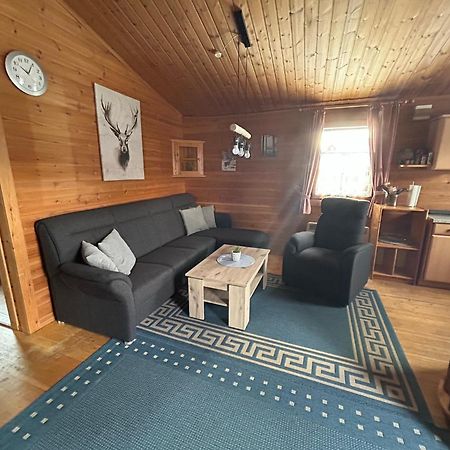 Ferienhaus Nr 10, Typ A, Feriendorf Jaegerpark, Bayerischer Wald ヴィヒタッハ エクステリア 写真
